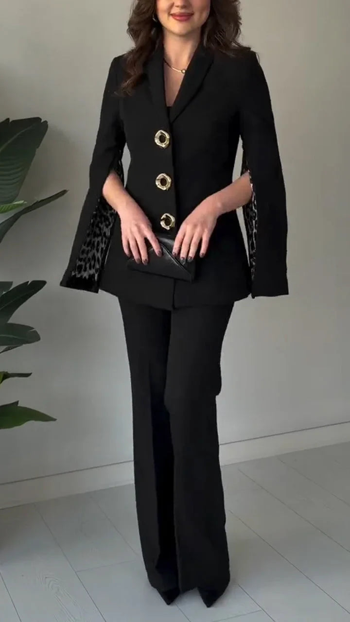 Ülikond iseloomuliku jakiga