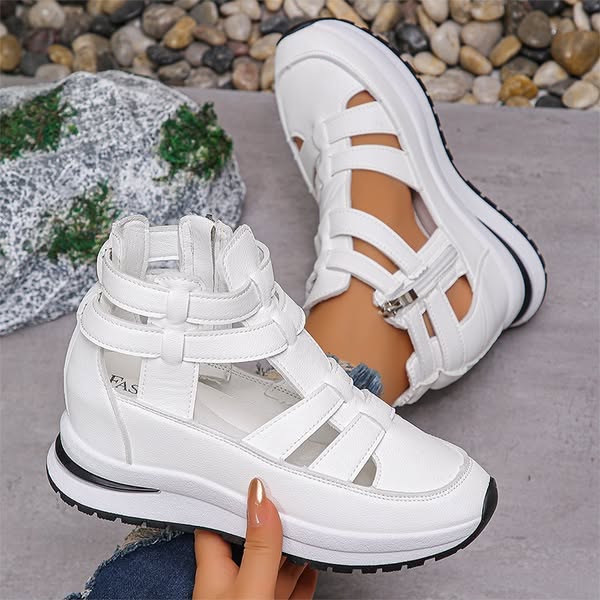 Kõige moodsamad kõrge kontsaga sandaalid