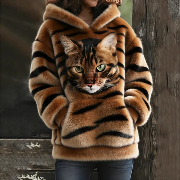 Hubane plüüsist kampsun kapuutsi ja kassiga