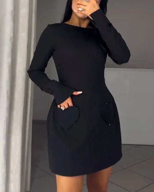 Elegantne vöökohti vormiv kleit