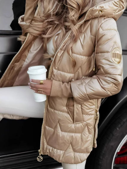 Soe kapuutsiga jakk naistele