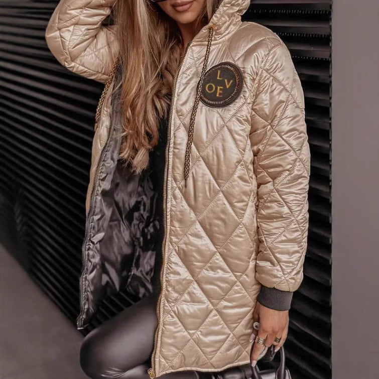 Stiilne kapuutsiga jakk