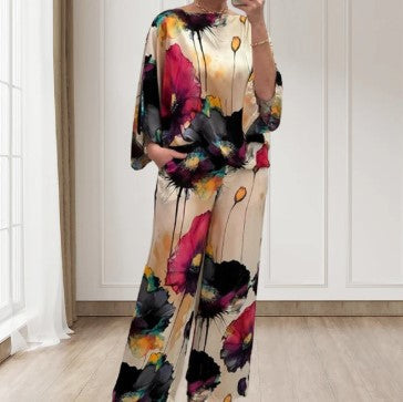 Elegantne kaheosaline komplekt lillemustriga