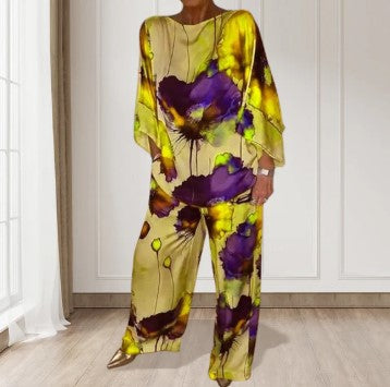 Elegantne kaheosaline komplekt lillemustriga