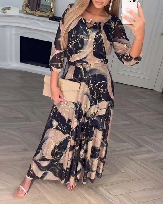 Elegantne kleit kolme veerandi varrukaga