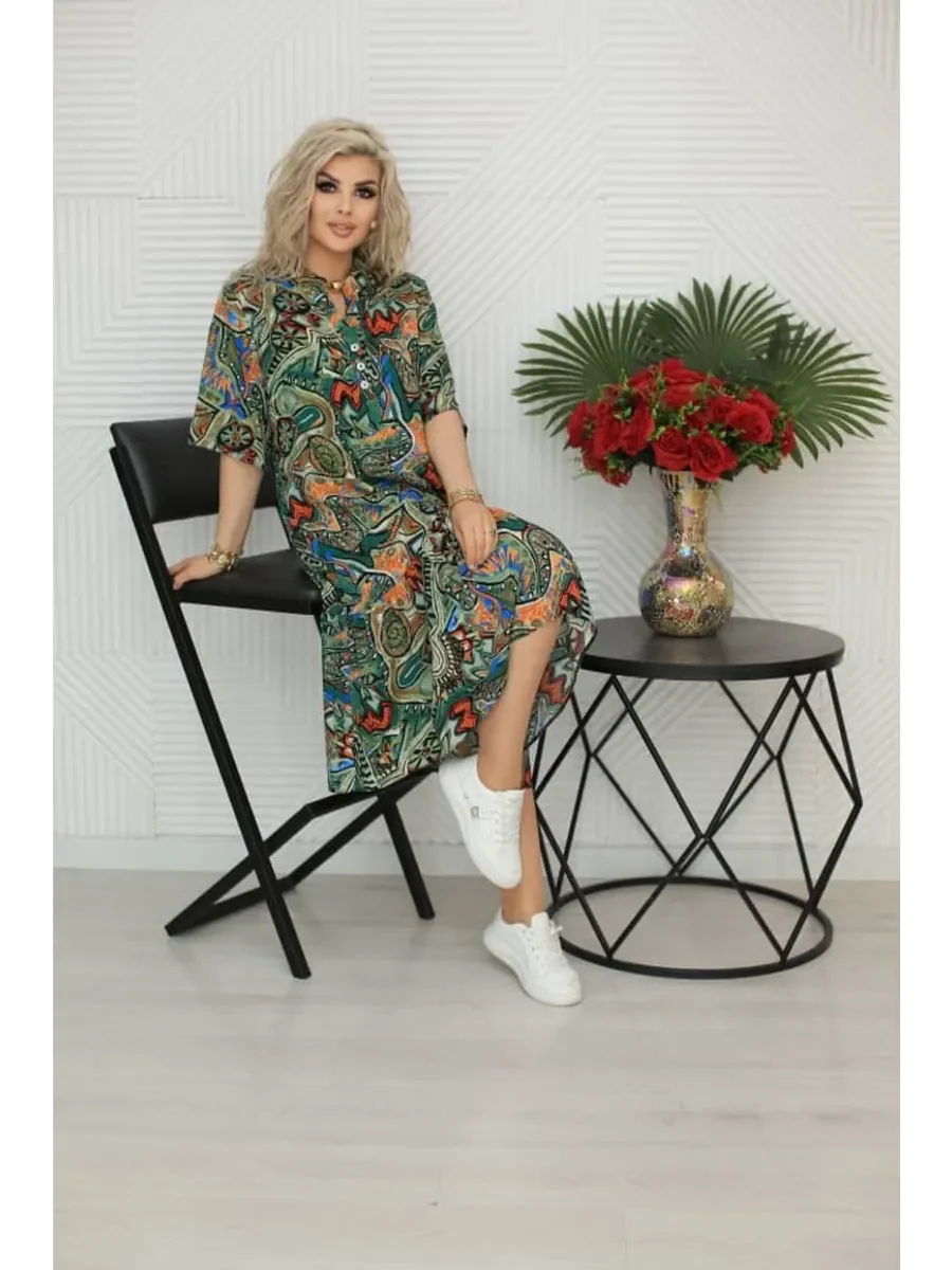 Moodne retro mustriga kleit