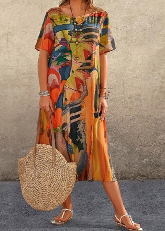 Moodne kleit vabaaja mustriga