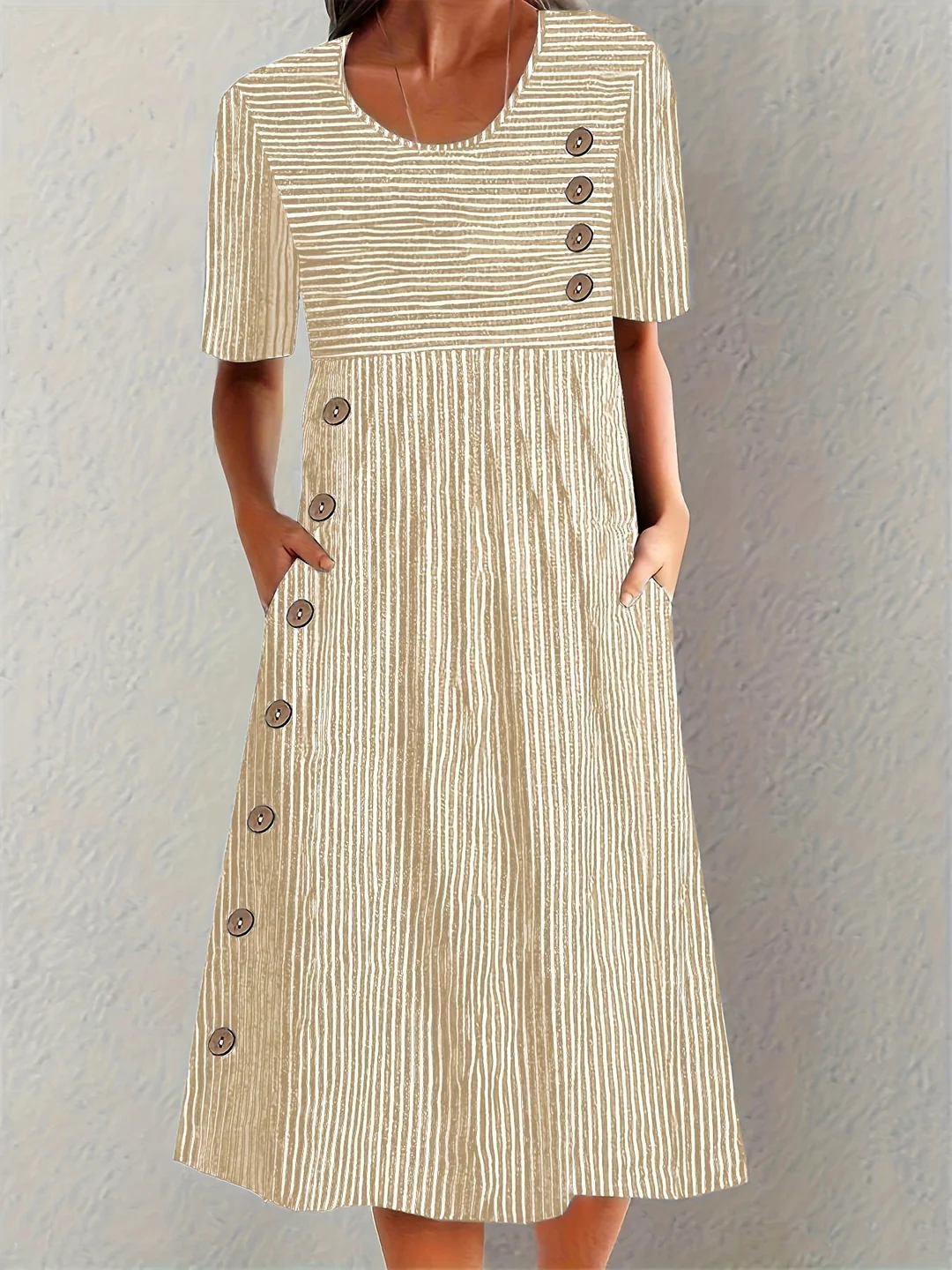 Elegantne triibuline midi-kleit